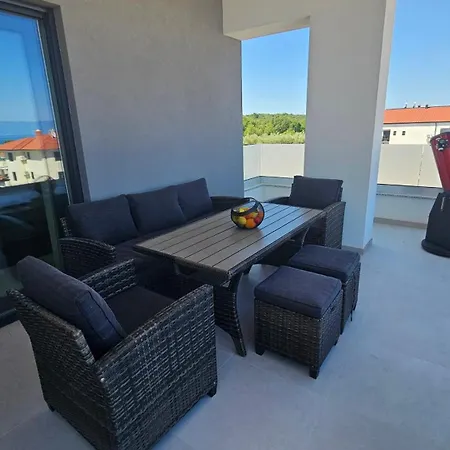 Penthouse Luna Panorama View * Malinska