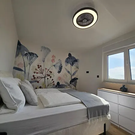 Penthouse Luna Panorama View * Malinska