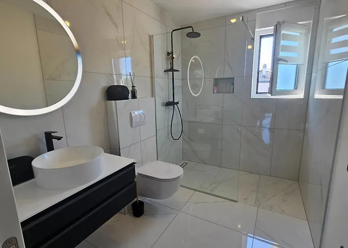 Penthouse Luna Panorama View Apartment Malinska