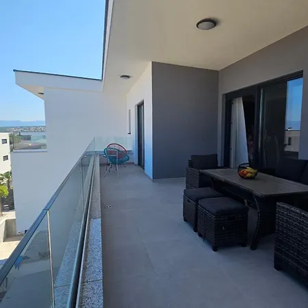 Penthouse Luna Panorama View